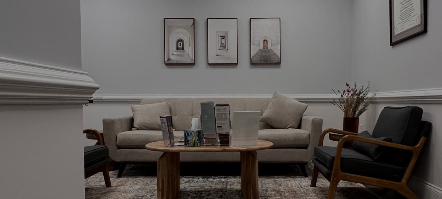 The calm, welcoming waiting lounge at Savannah Age Management Medicine